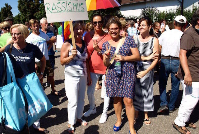 DIF bei Demo gegen Rechts dabei: Neun gegen 250 – KW 36 / 15