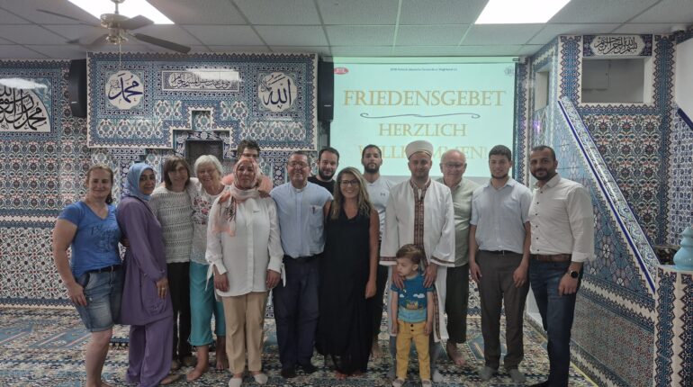 Gemeinsames Friedensgebet in der Fatih-Moschee Wiesental | KW 28/2025